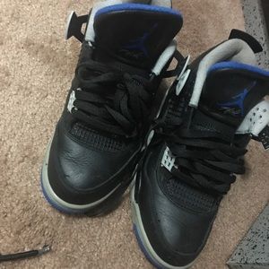 Jordan retro 4s